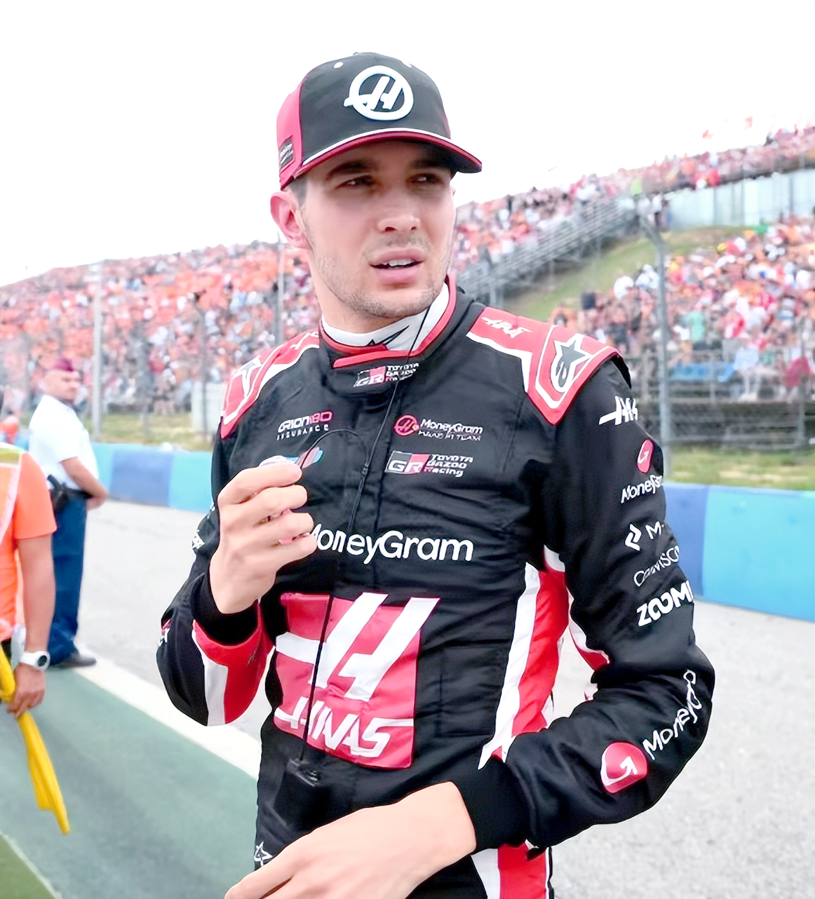 哈斯车队碾压雷诺车队，阿隆索高光表现