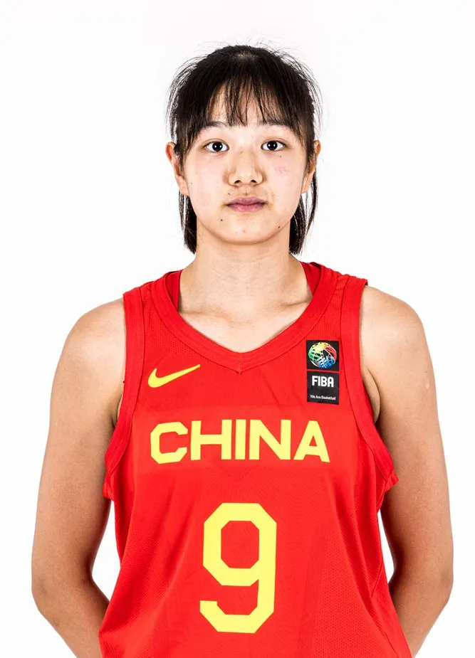 波兰队完胜中国队,梁靖崑点燃赛场 波兰队完胜中国队,梁靖崑点燃赛场