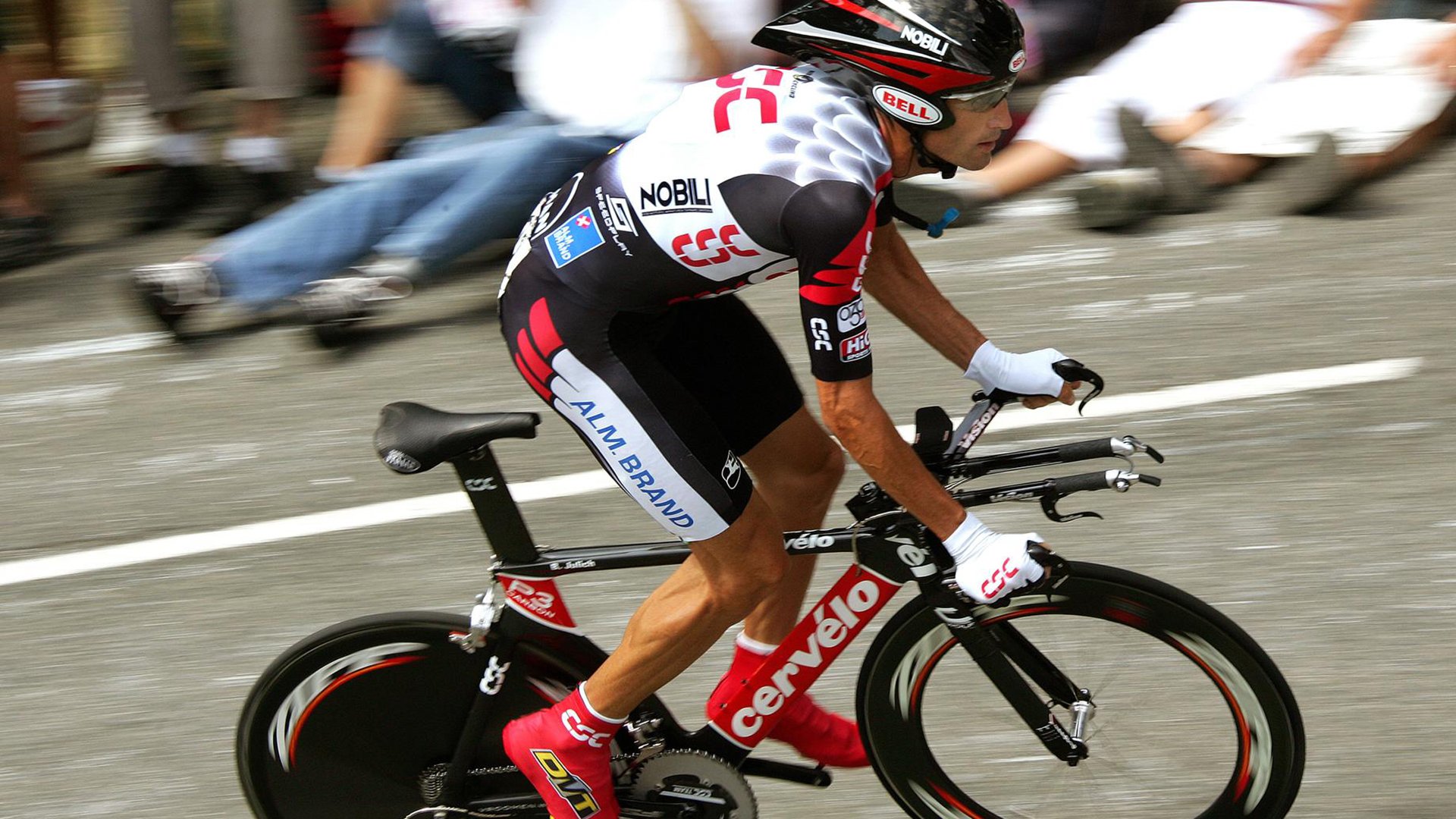 欧冠决赛之夜,姆巴佩的加冕礼与足球的永恒诗篇