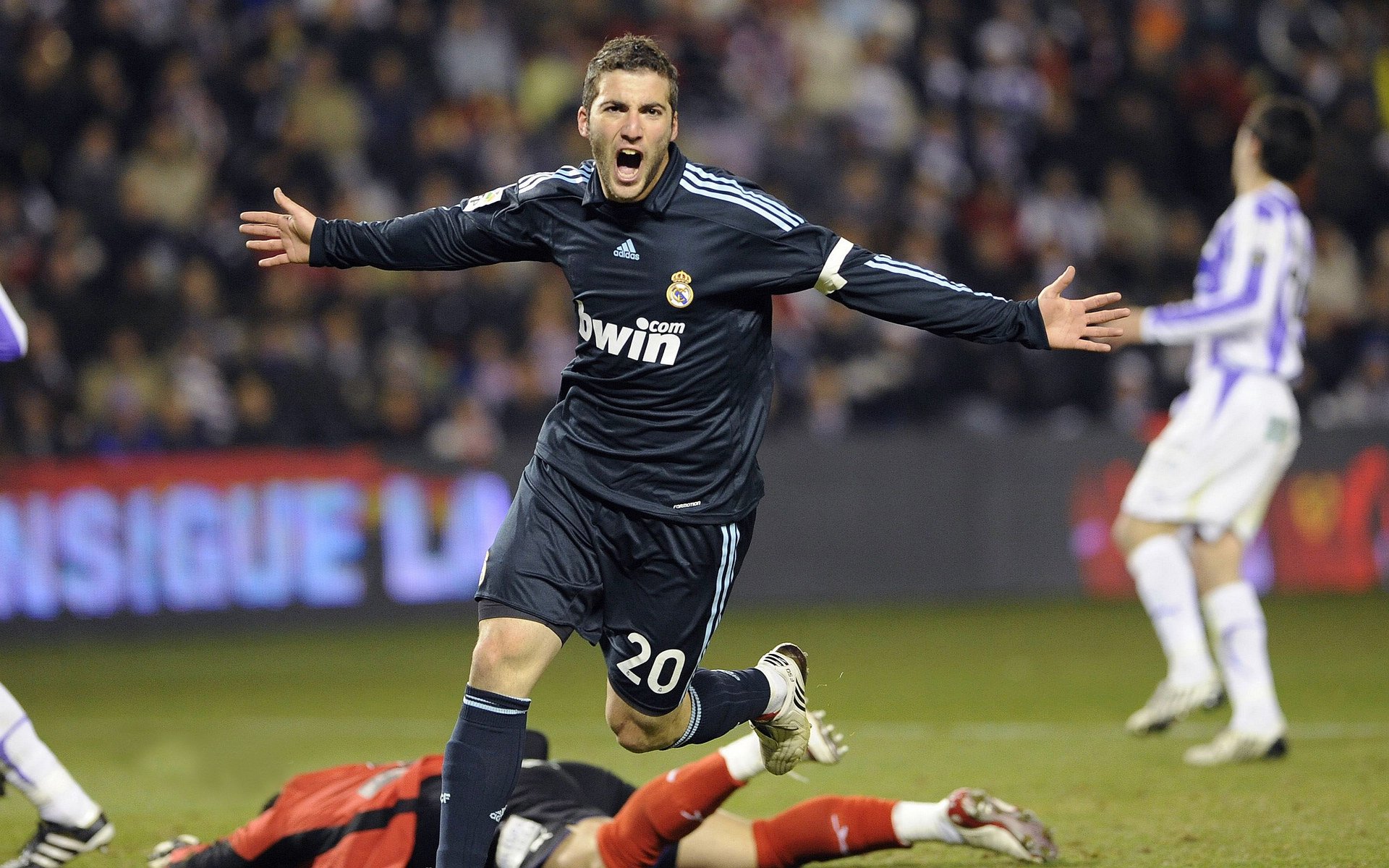 欧文欧冠封神夜，热火带走的不只是辽宁队